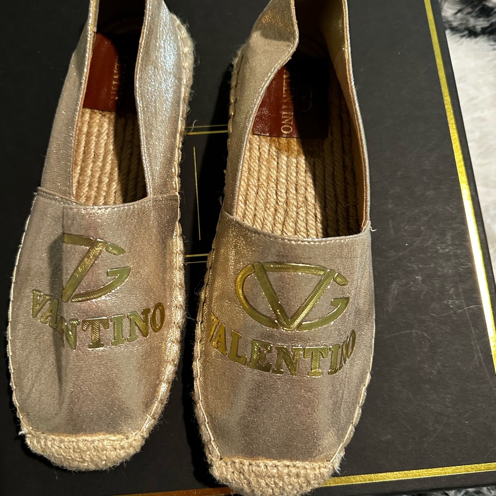 Valentino # 7 1/2
